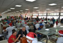 Restaurante comunitário de Arniqueira recebe ação especial de Natal do GDF